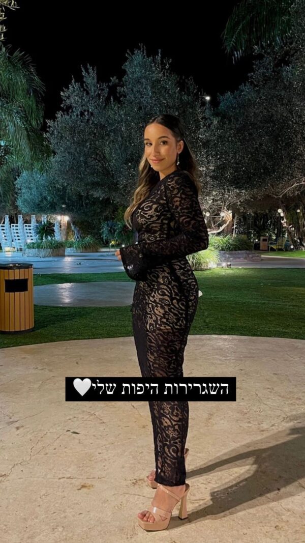 שמלה תחרה גוסף