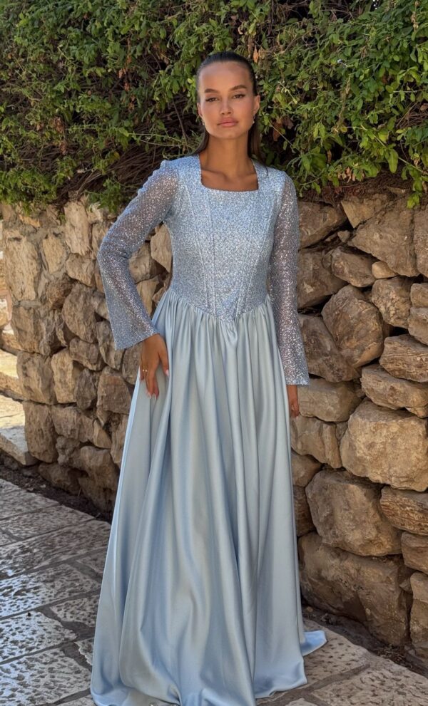 Kari Light Blue Dresses